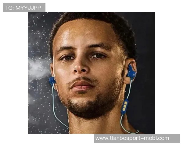 库里分享热身习惯不戴耳机以提升在喧闹环境中的专注力