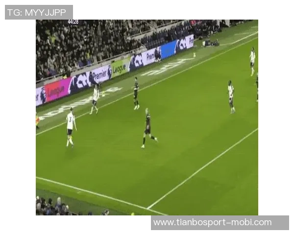 英超新格局揭晓传统BIG6遭遇危机热刺跌至第14名引发热议 英超新格局揭晓传统BIG6遭遇危机热刺跌至第14名引发热议