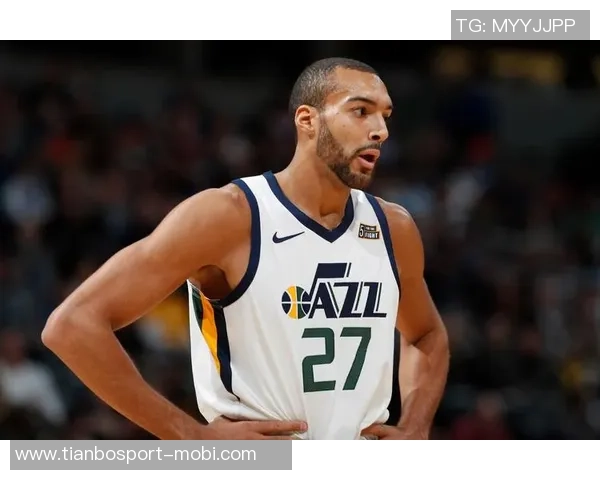 戈贝尔直言球队缺乏紧迫感与责任感亟需严格要求球员提升表现